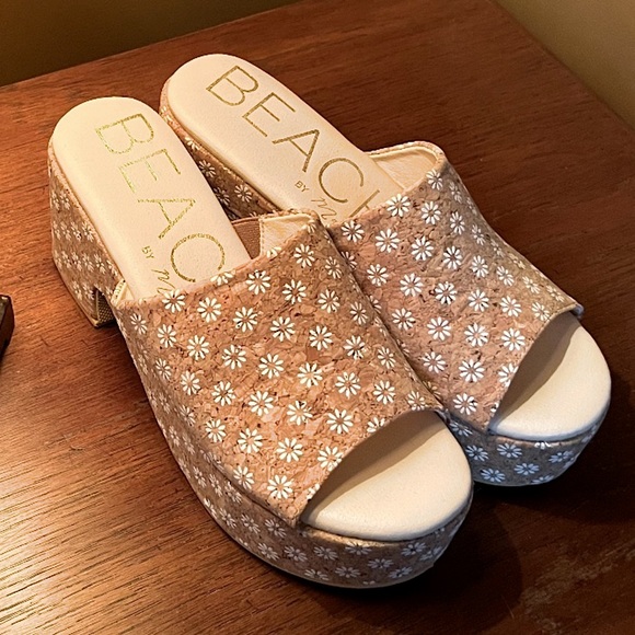 Shoes Beach By Matisse Cork Daisy Platform Slides With A Heel Poshmark